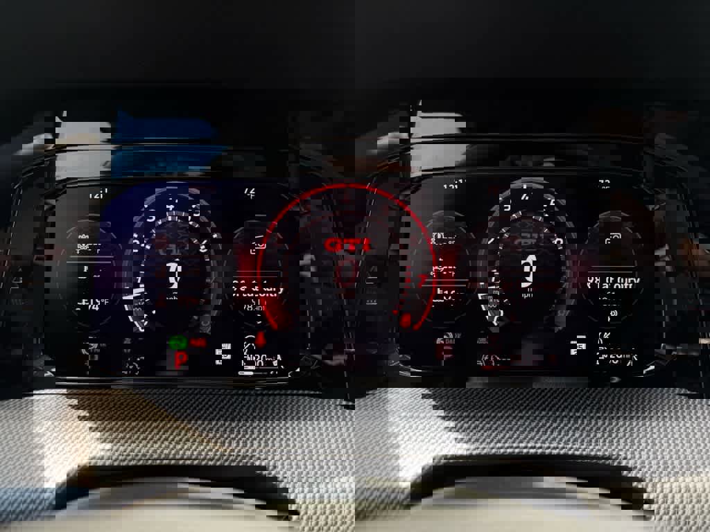 New 2025 Volkswagen GTI SE image 16