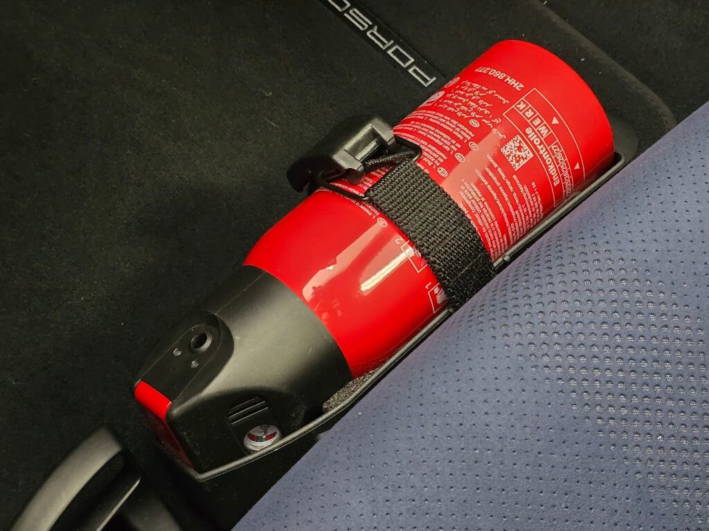 Certified 2024 Porsche 718 Cayman GT4 RS image 38