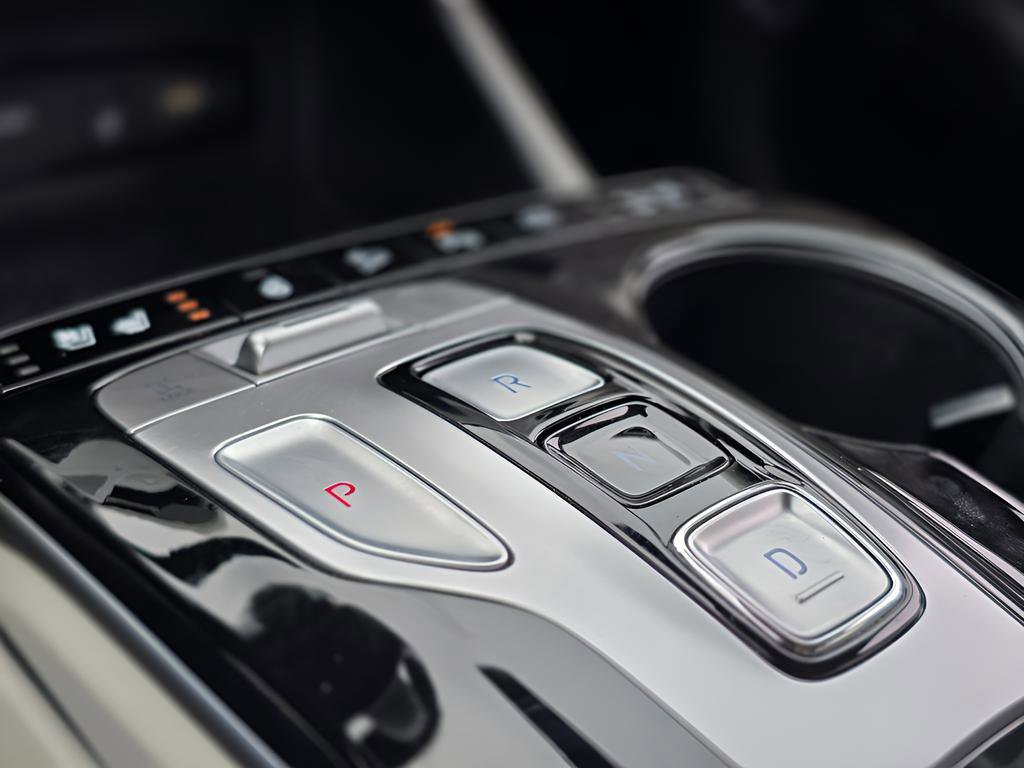 Certified 2022 Hyundai Tucson Limited w/ Cargo Package image 36