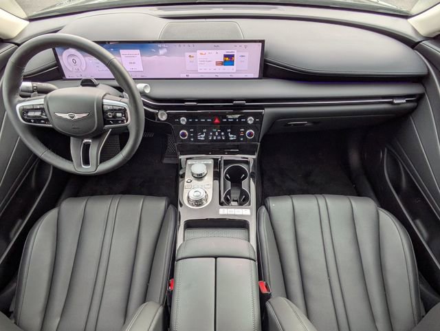 Used 2025 Genesis G80 2.5T image 14