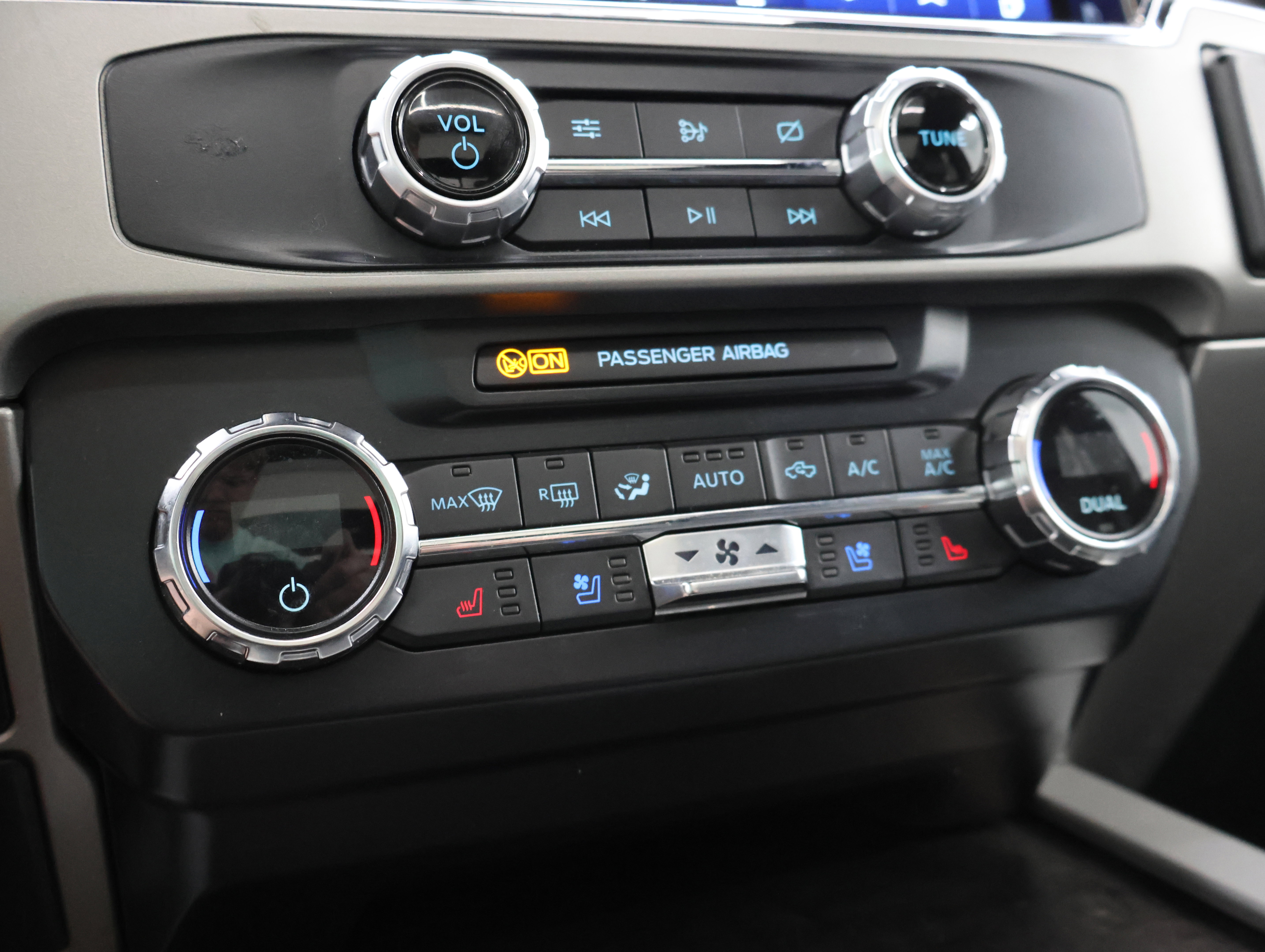 Used 2022 Ford F450 Lariat w/ Lariat Ultimate Package AWD/4WD image 51