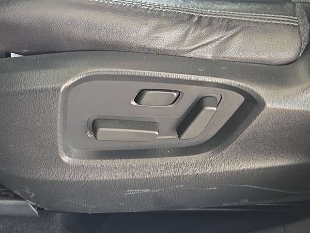 Used 2018 MAZDA CX-9 Touring w/ Touring Premium Package FWD image 23