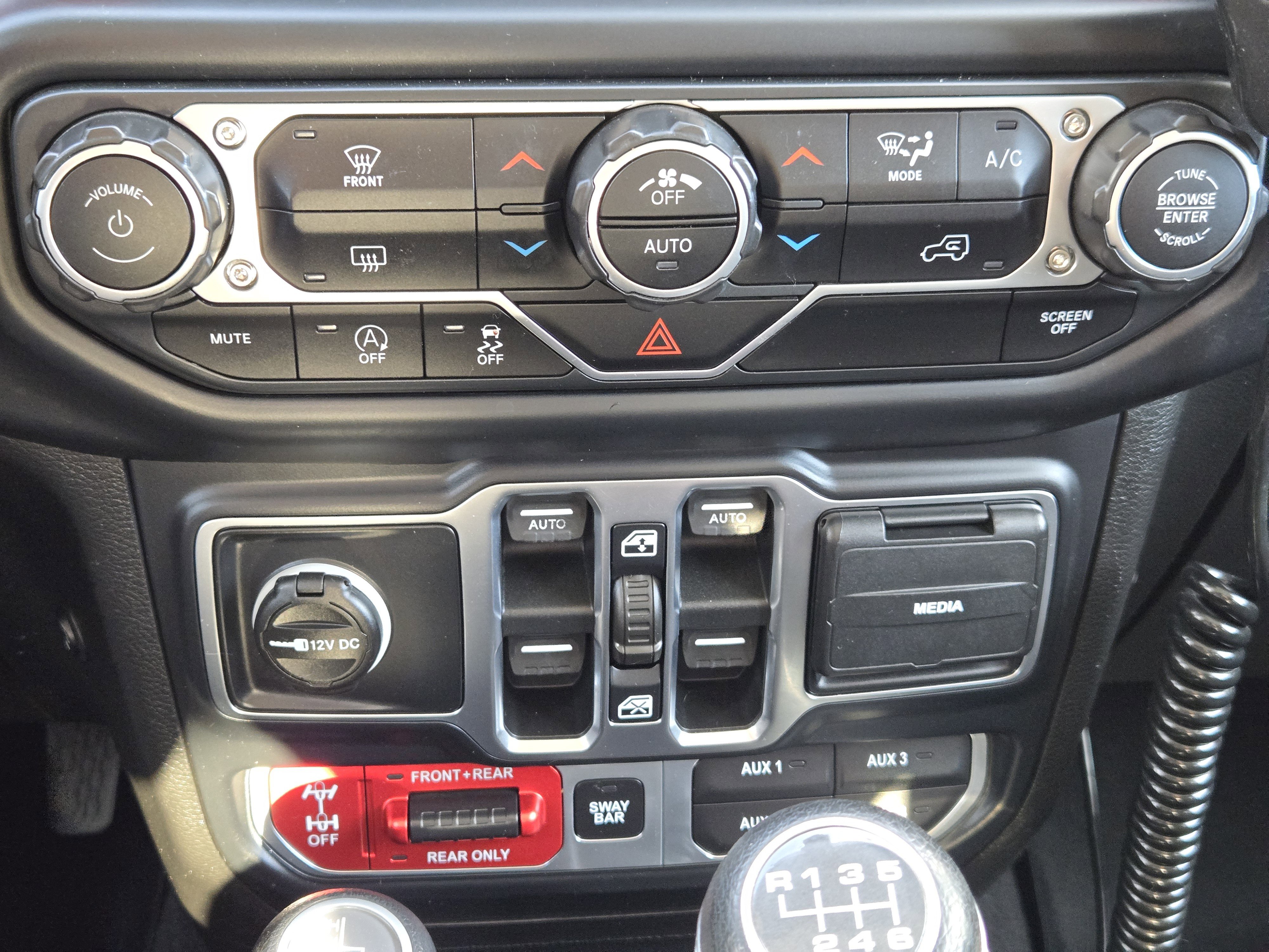 Used 2018 Jeep Wrangler Unlimited Rubicon image 21