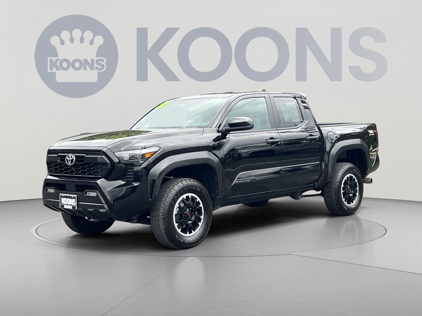 Used 2024 Toyota Tacoma TRD Off-Road AWD/4WD image 4