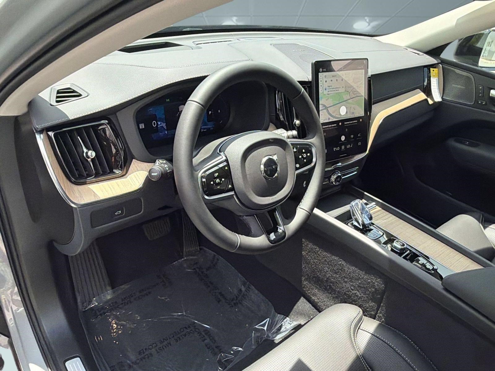 New 2026 Volvo XC60 B5 Ultra w/ Climate Package AWD/4WD image 4