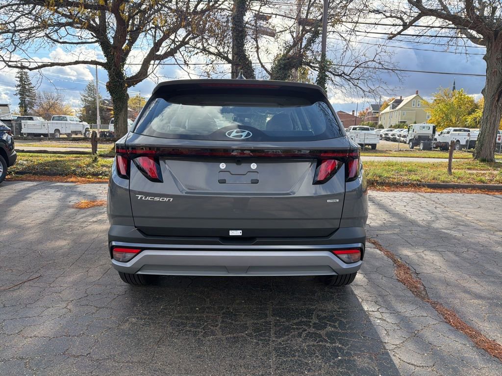 New 2026 Hyundai Tucson SE image 6