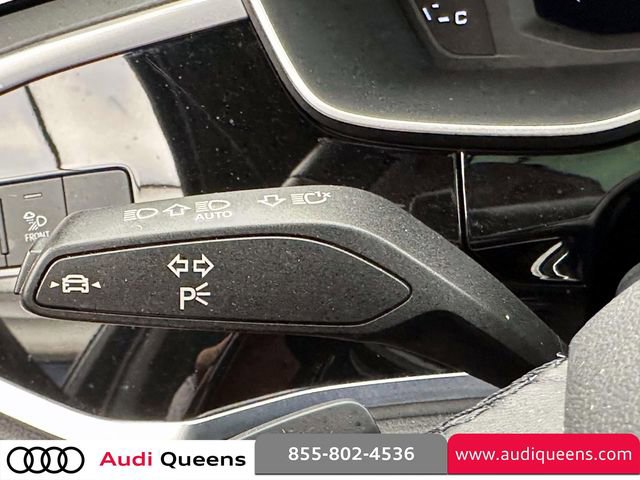 Used 2023 Audi Q3 2.0T Premium w/ Convenience Package AWD/4WD image 33