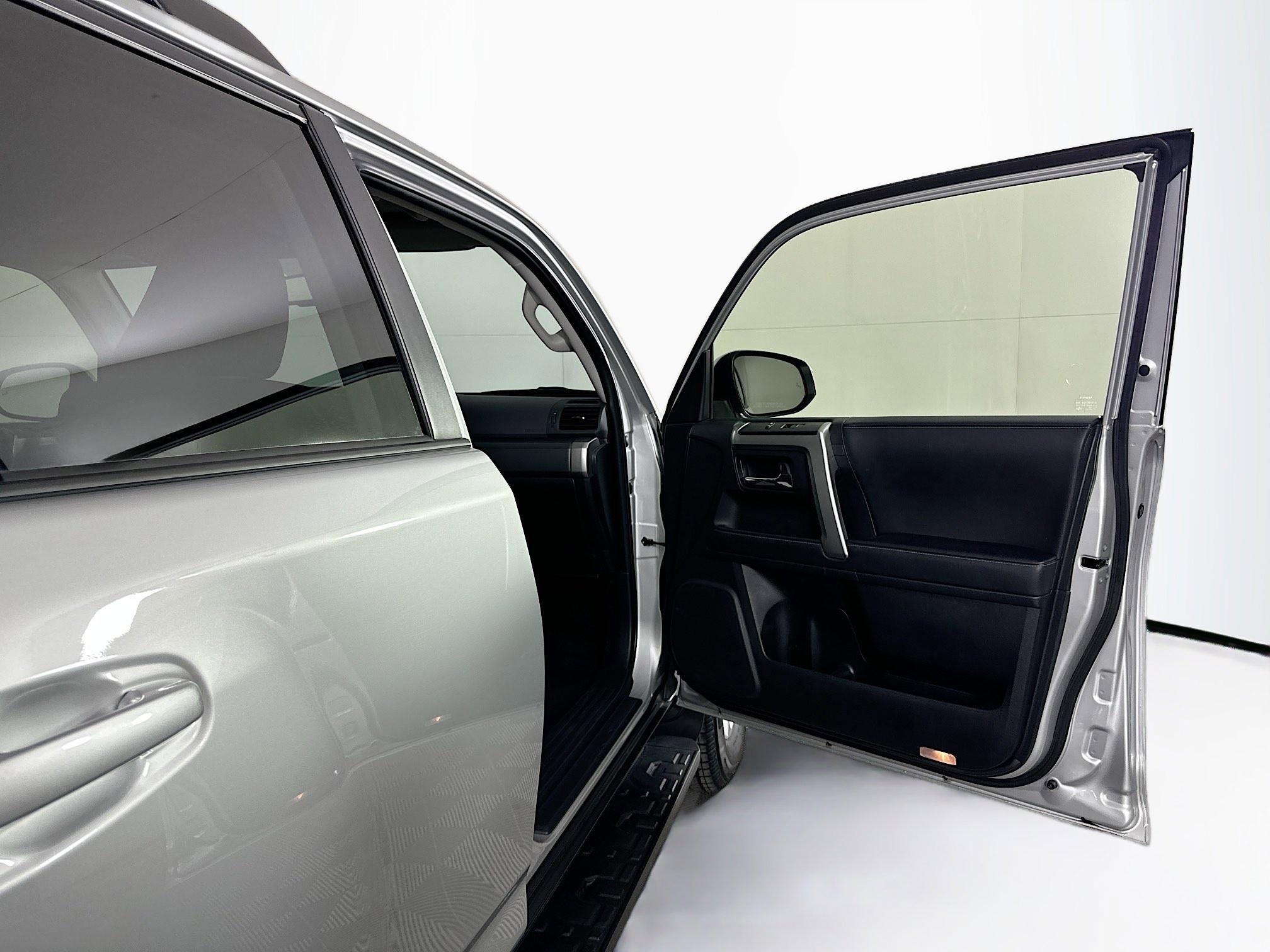 Used 2024 Toyota 4Runner SR5 image 30