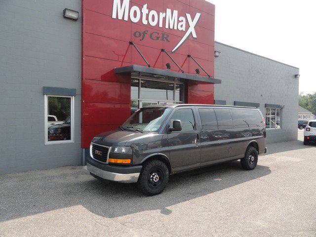 Used 2016 GMC Savana 3500 LT w/ LT Preferred Equipment Group