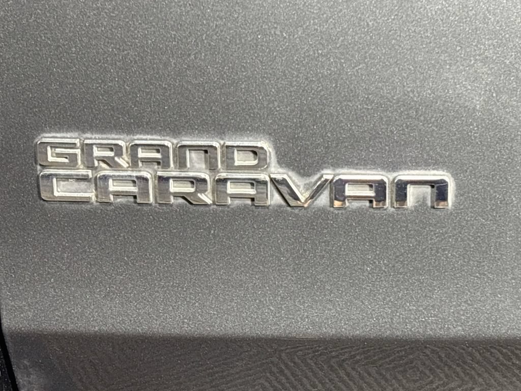 Used 2012 Dodge Grand Caravan American Value Package w/ UConnect Hands-Free Group FWD image 22
