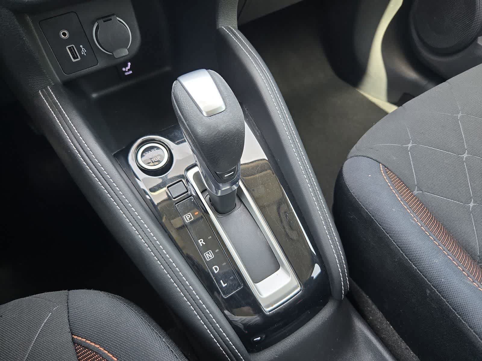 Used 2018 Nissan Kicks SR FWD image 28