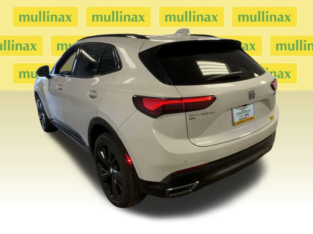 New 2025 Buick Envision Sport Touring image 8