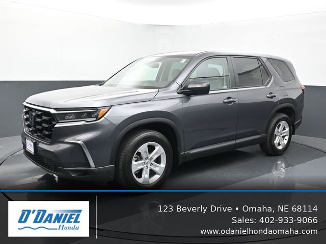 Used 2023 Honda Pilot LX image 1