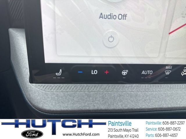New 2025 Ford Maverick XLT w/ XLT Luxury Package FWD image 37