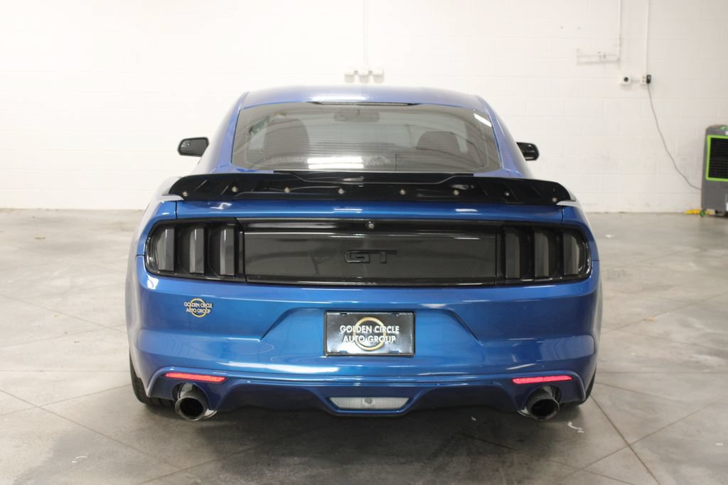 Used 2017 Ford Mustang GT RWD image 8
