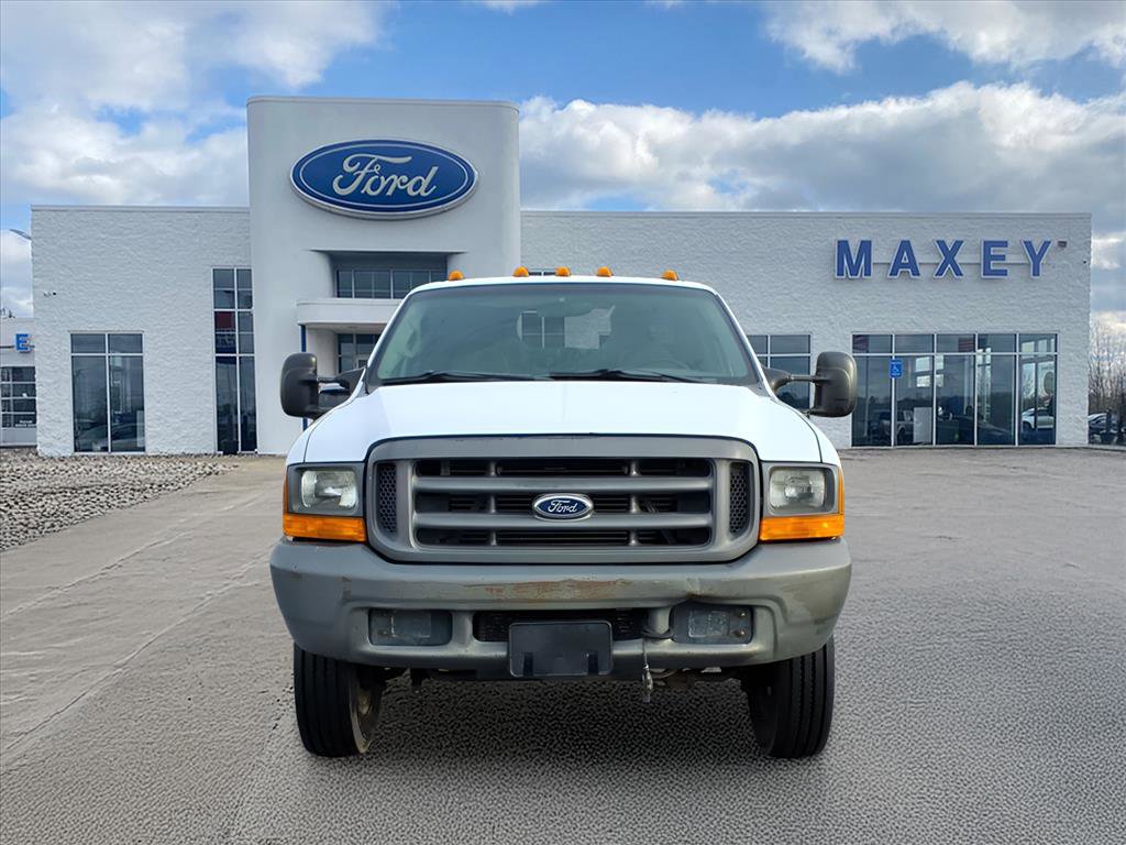 Used 1999 Ford F550 2WD Regular Cab Super Duty image 2