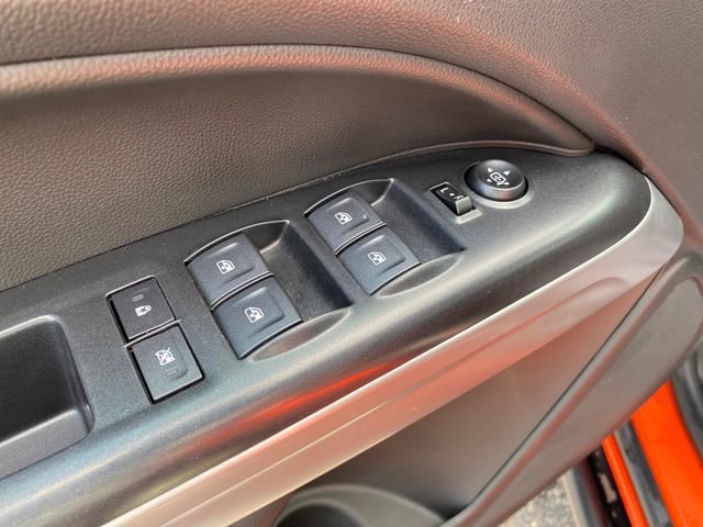 Used 2022 Chevrolet Colorado ZR2 w/ ZR2 Dusk Special Edition AWD/4WD image 16