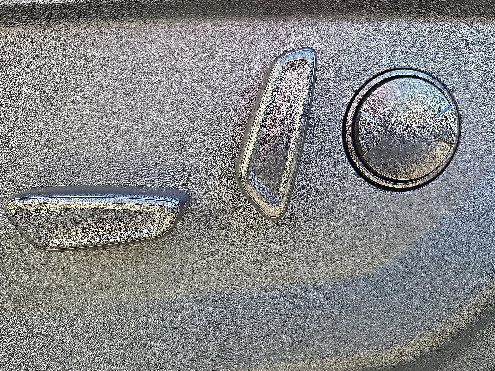 New 2026 Ford F250 Lariat image 15