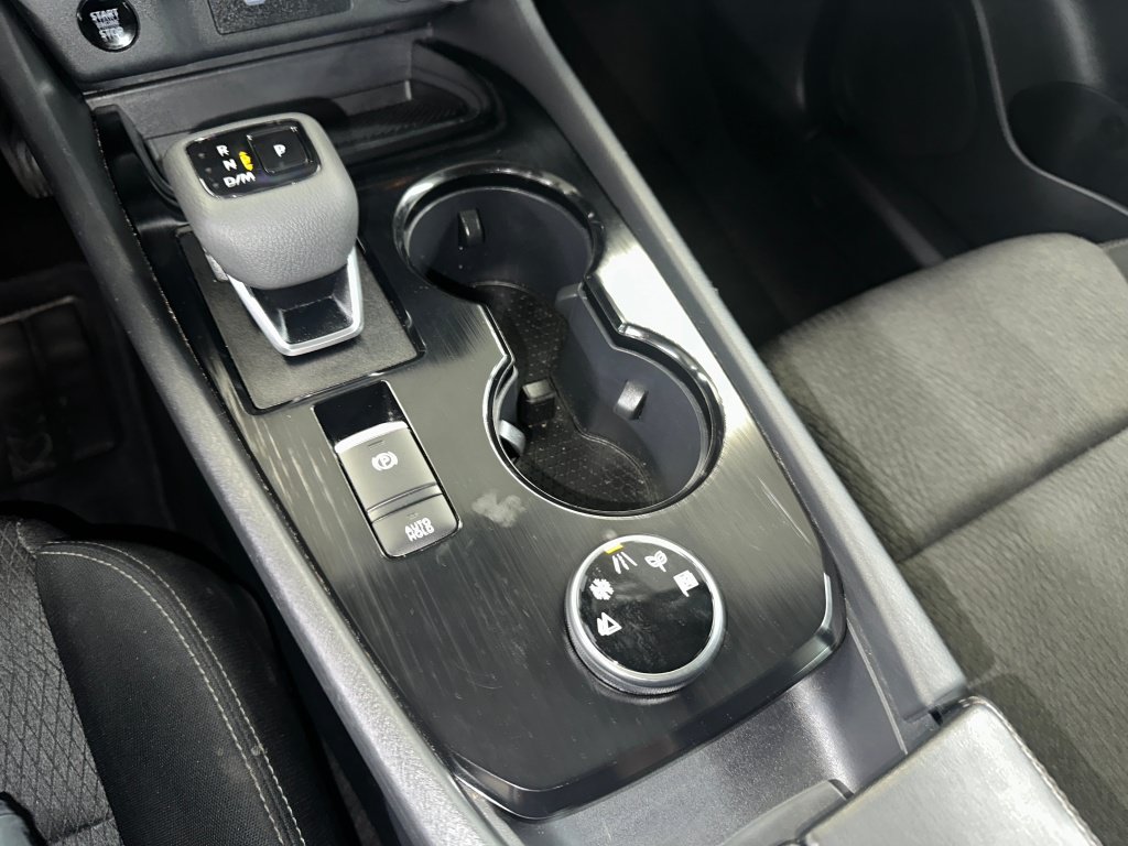 Used 2024 Nissan Rogue SV AWD/4WD image 15