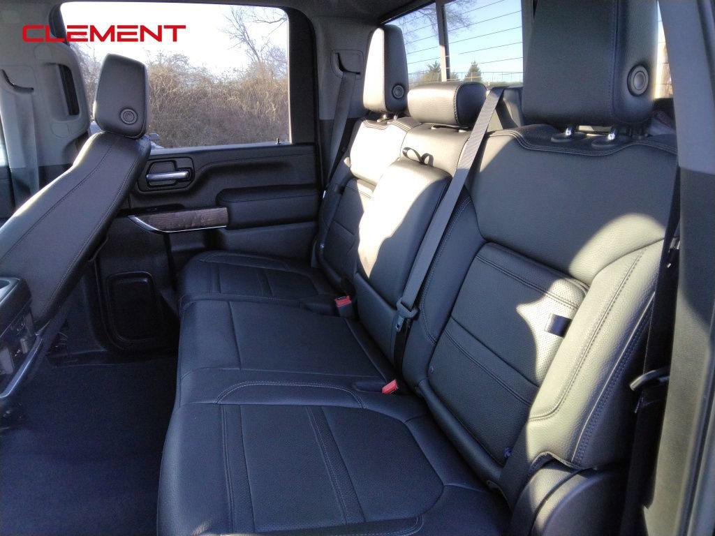 Used 2022 GMC Sierra 3500 Denali w/ Denali Ultimate Package image 30
