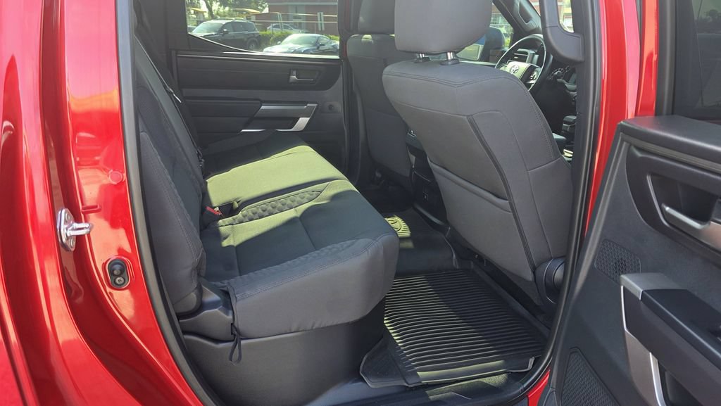 Used 2025 Toyota Tundra SR5 AWD/4WD image 7
