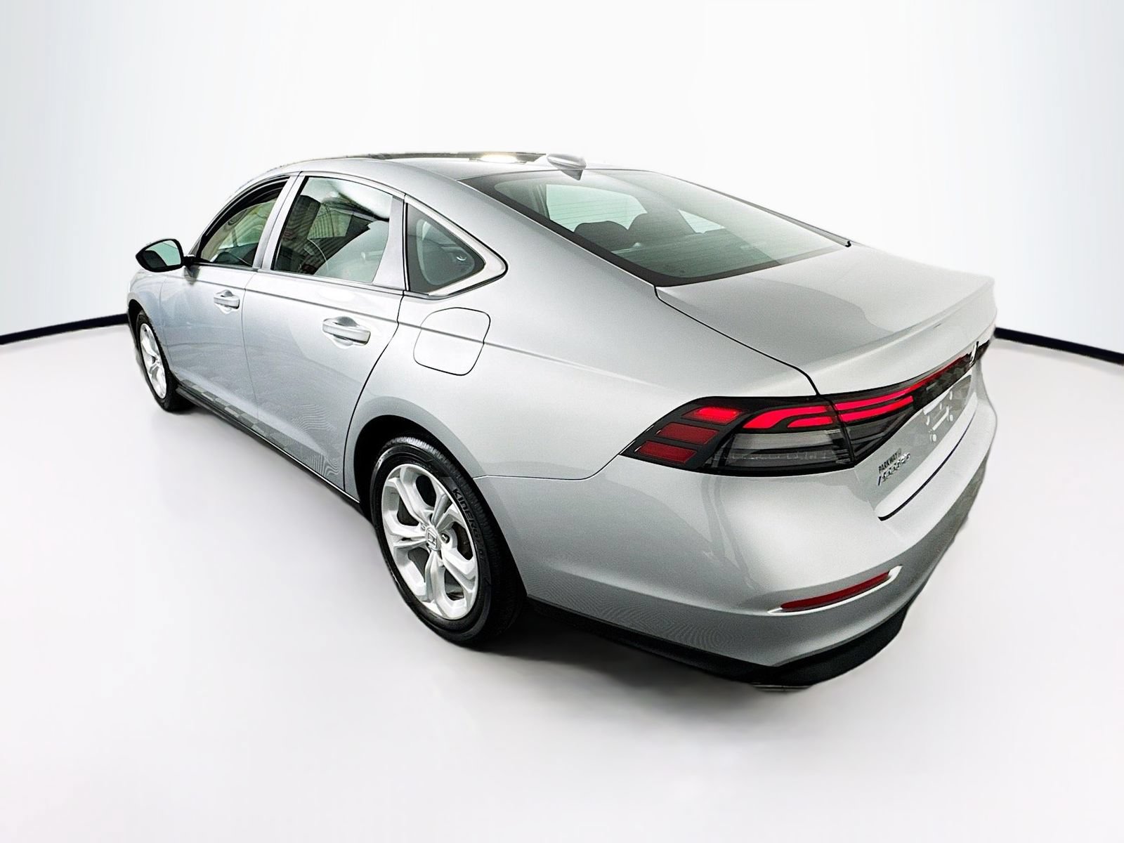 Used 2023 Honda Accord LX image 6