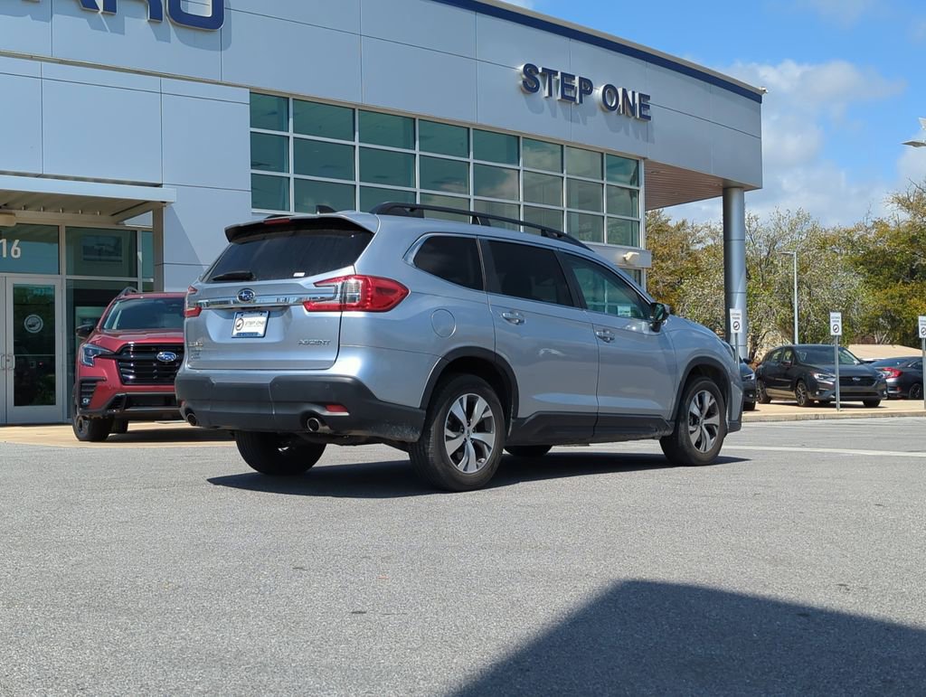Certified 2023 Subaru Ascent Premium w/ Convenience Package image 7