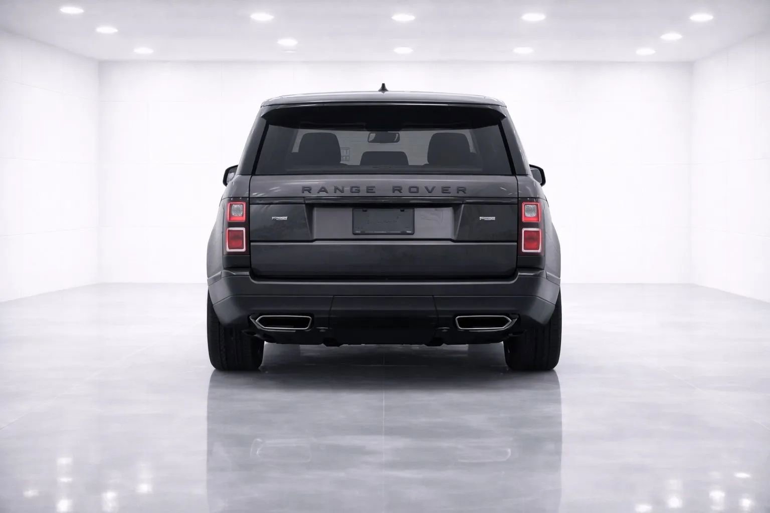 Used 2020 Land Rover Range Rover P360 Sport Utility 4D image 4