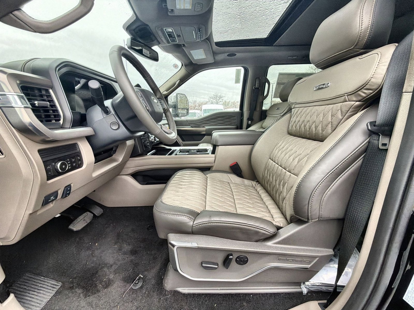 New 2026 Ford F450 Platinum w/ Platinum Plus Package AWD/4WD image 27