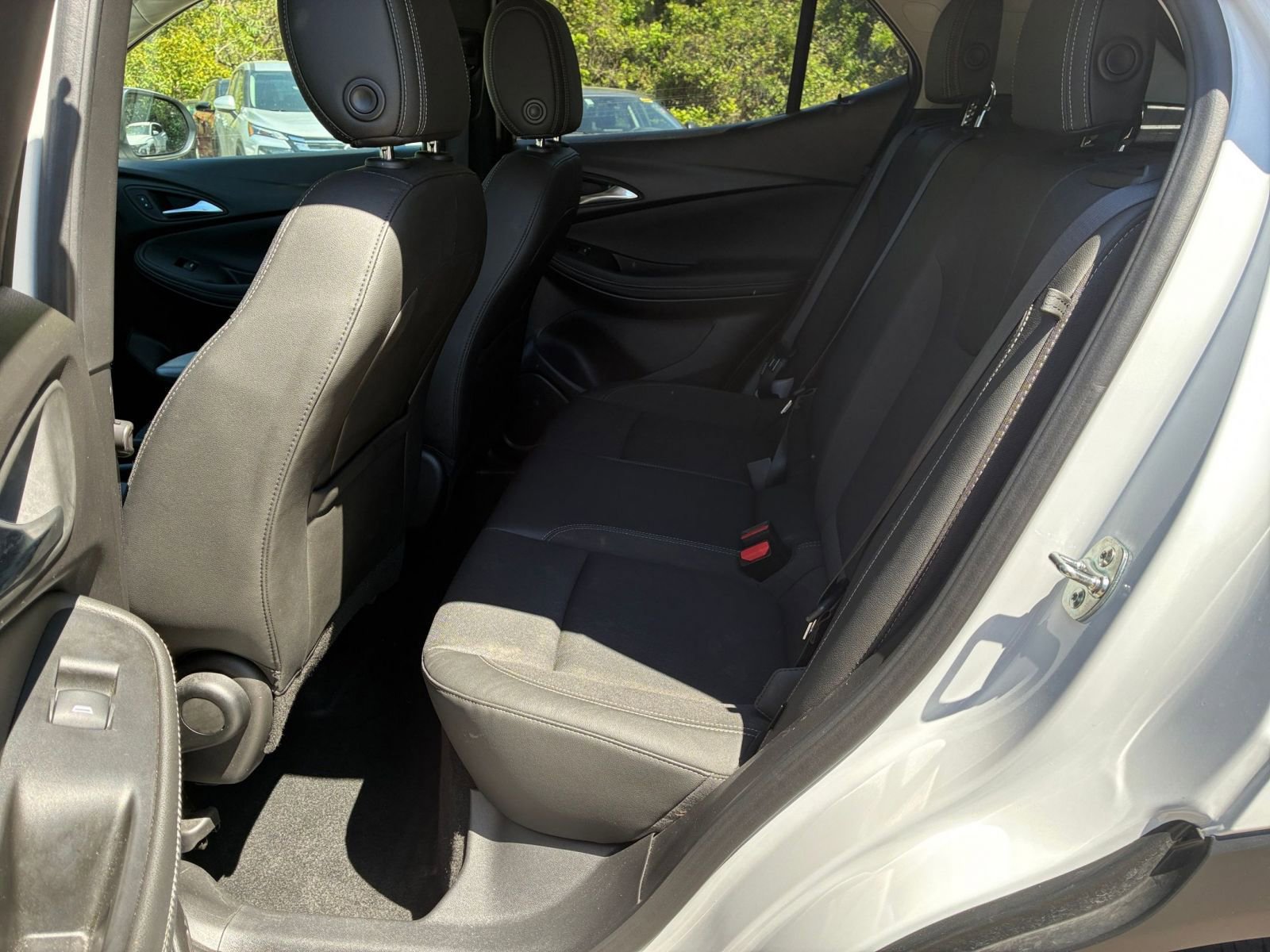 Used 2025 Buick Encore GX Preferred image 23