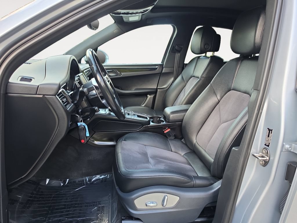 Used 2015 Porsche Macan S AWD/4WD image 9