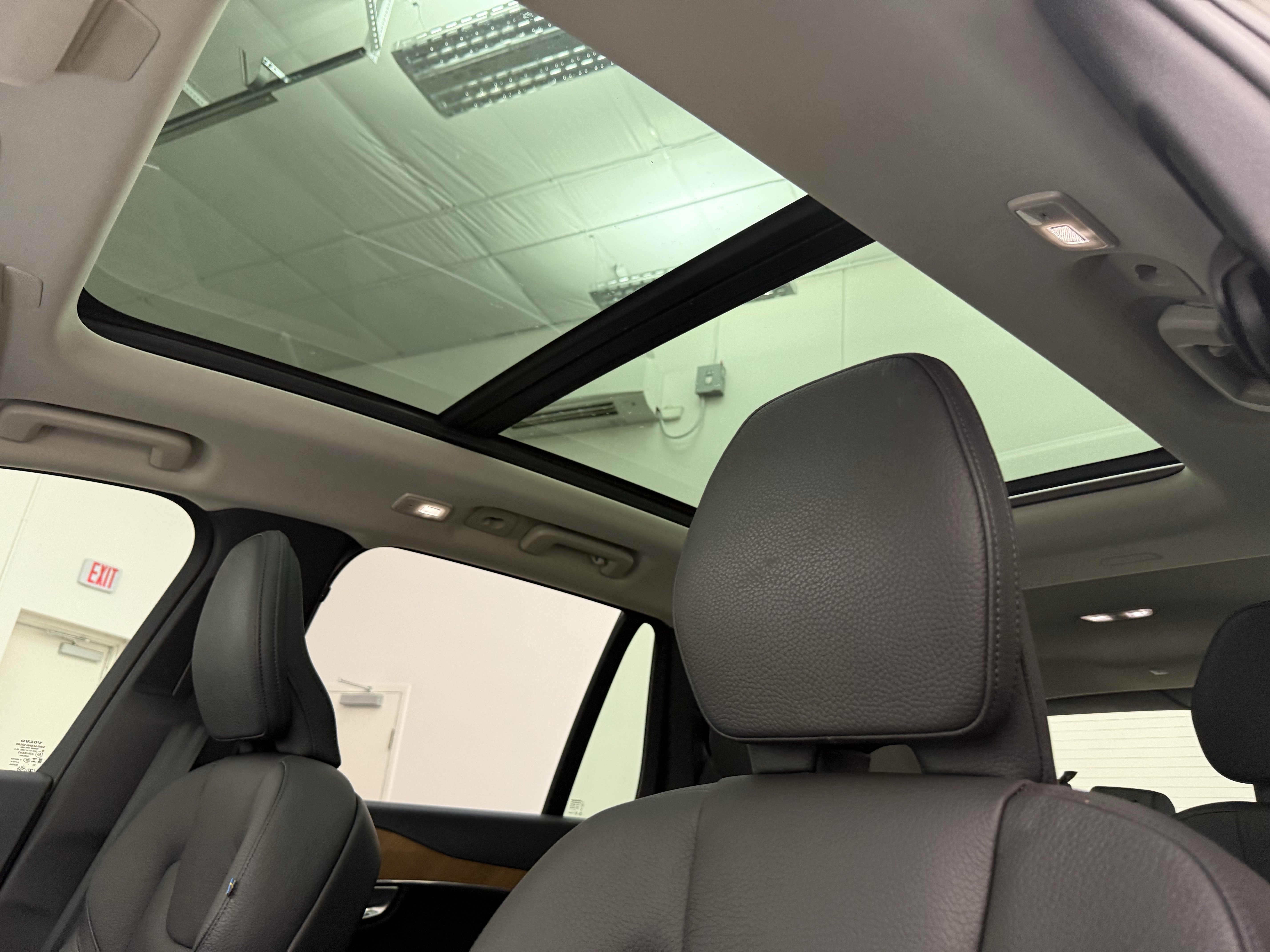 Certified 2024 Volvo XC90 B6 Plus AWD/4WD image 14