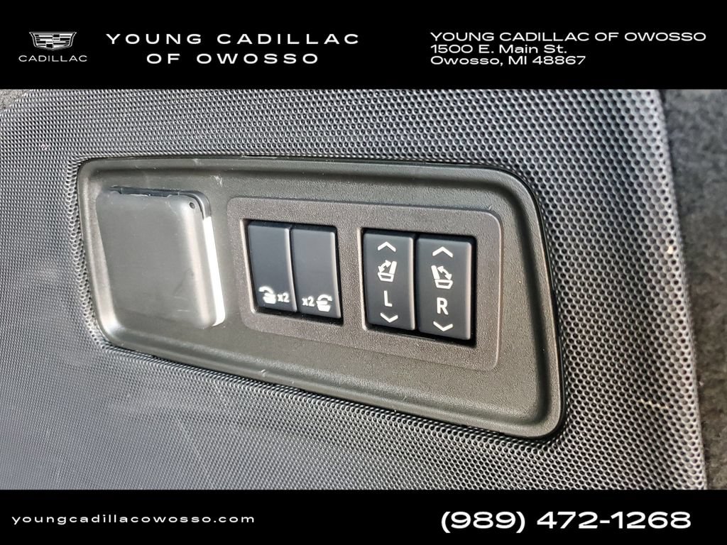 Certified 2024 Cadillac Escalade ESV Premium Luxury w/ LPO, Floor Liner Package AWD/4WD image 33
