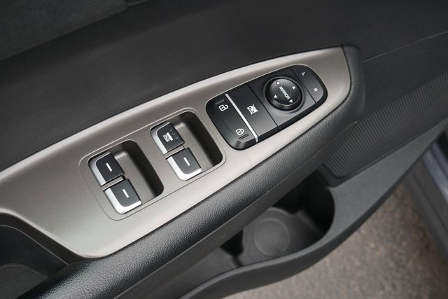 Used 2020 Kia Optima LX image 12