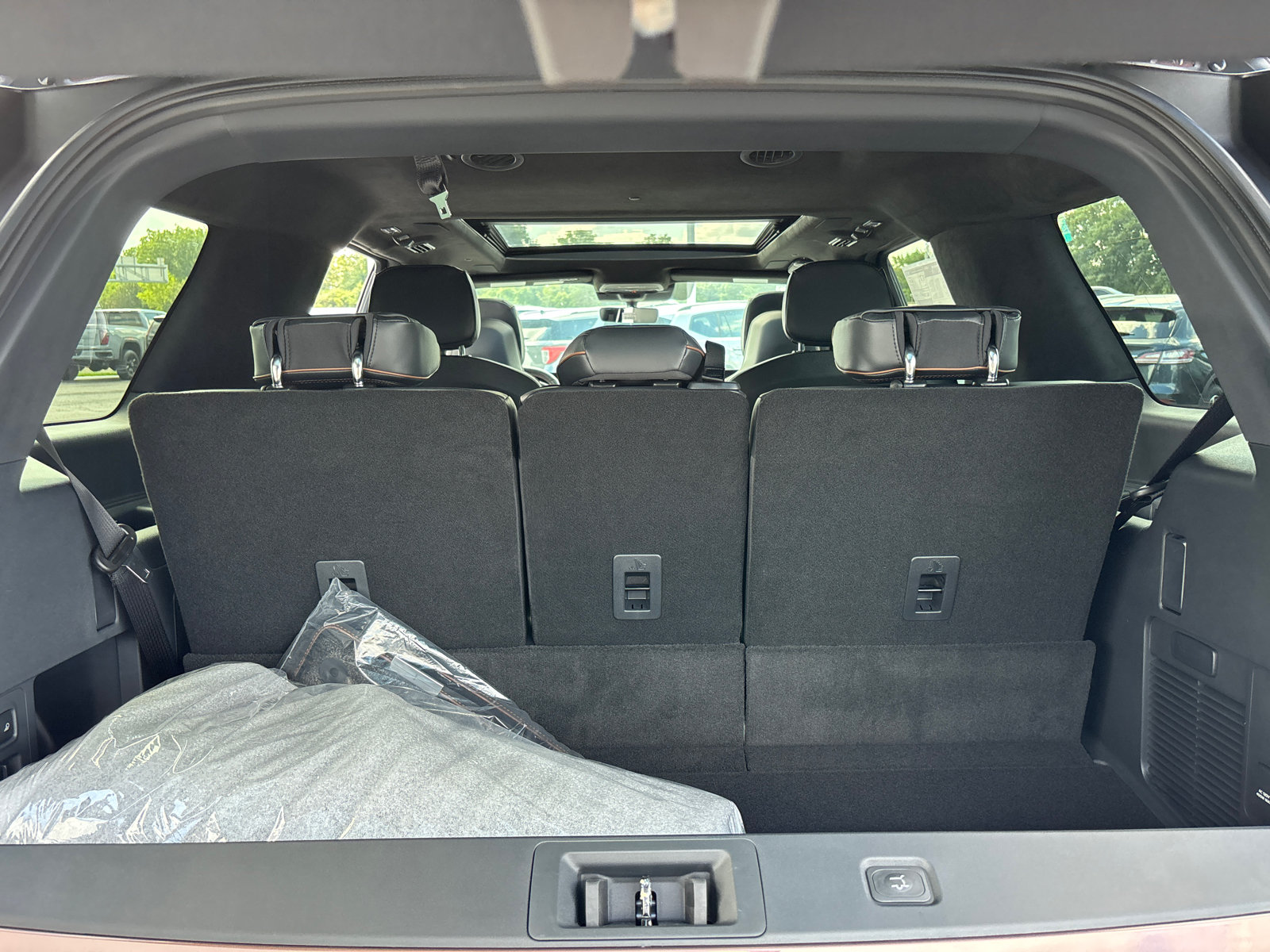 New 2027 Lincoln Navigator Black Label AWD/4WD image 9
