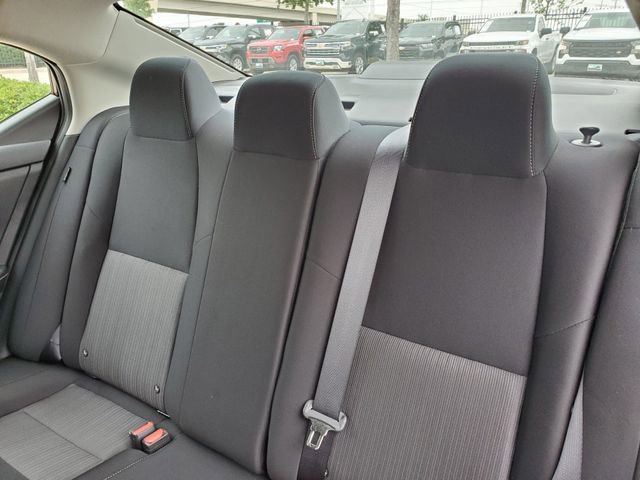 Used 2024 Nissan Sentra SV FWD image 26