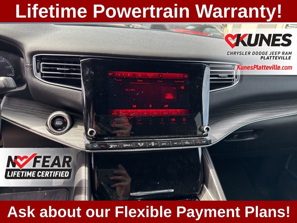 Used 2023 Jeep Wagoneer Series II AWD/4WD image 20