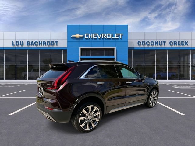 Used 2021 Cadillac XT4 Premium Luxury w/ Driver Awareness Package FWD image 8