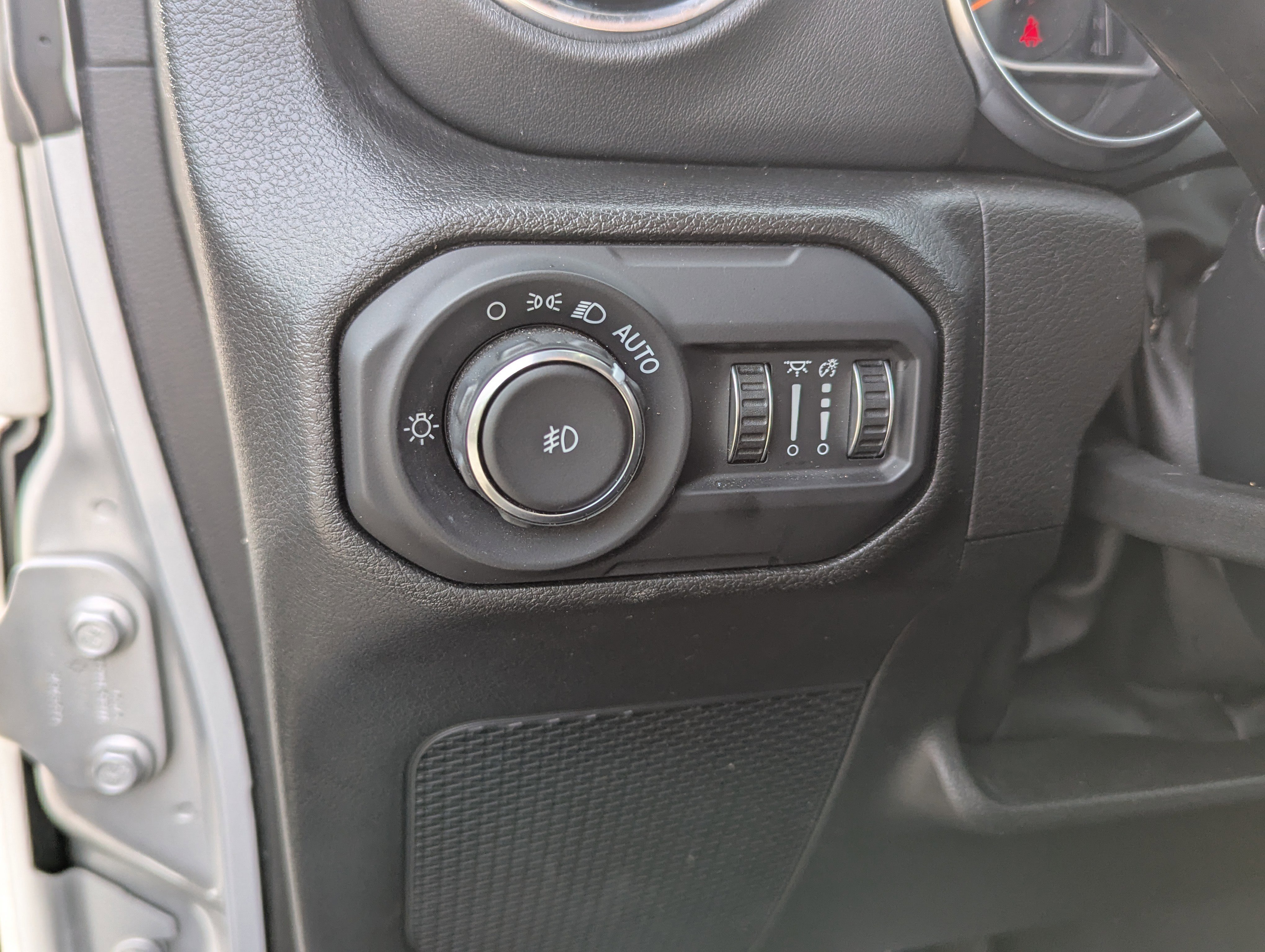 Used 2022 Jeep Wrangler Unlimited Sahara w/ LED Lighting Group image 16