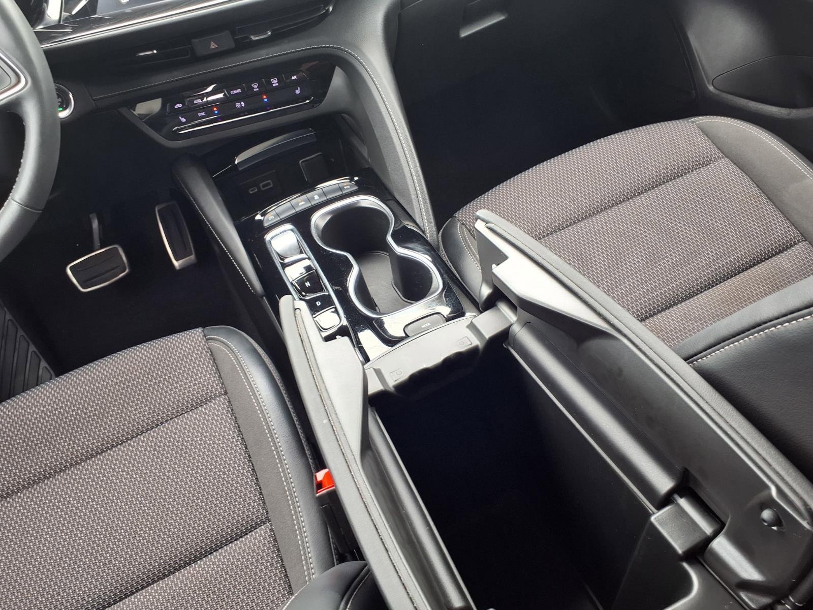 Used 2023 Buick Envision Preferred FWD image 10