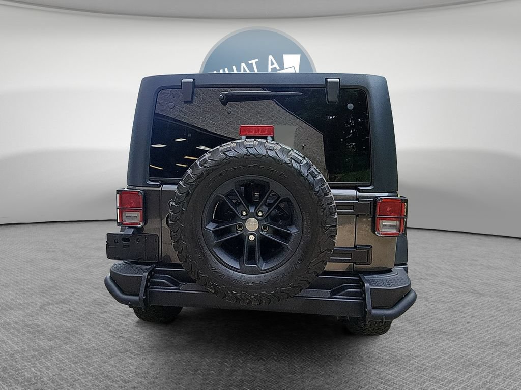 Used 2017 Jeep Wrangler Unlimited Sahara AWD/4WD image 6