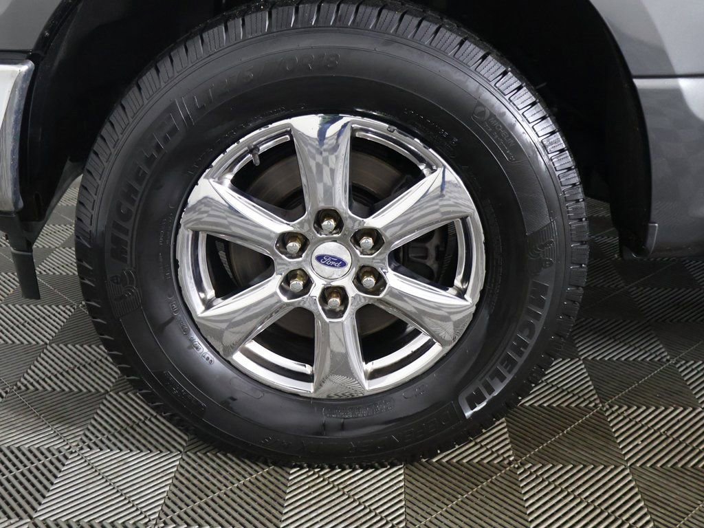 Used 2018 Ford F150 XLT w/ Equipment Group 302A Luxury image 19