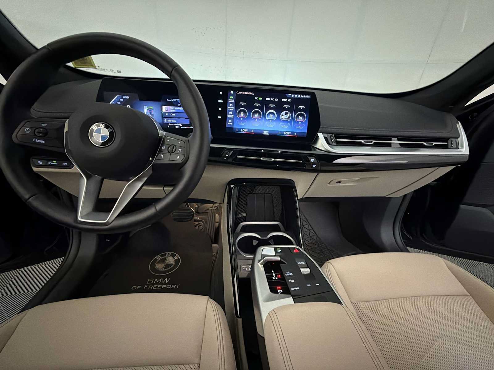 Used 2023 BMW X1 xDrive28i w/ Convenience Package AWD/4WD image 17