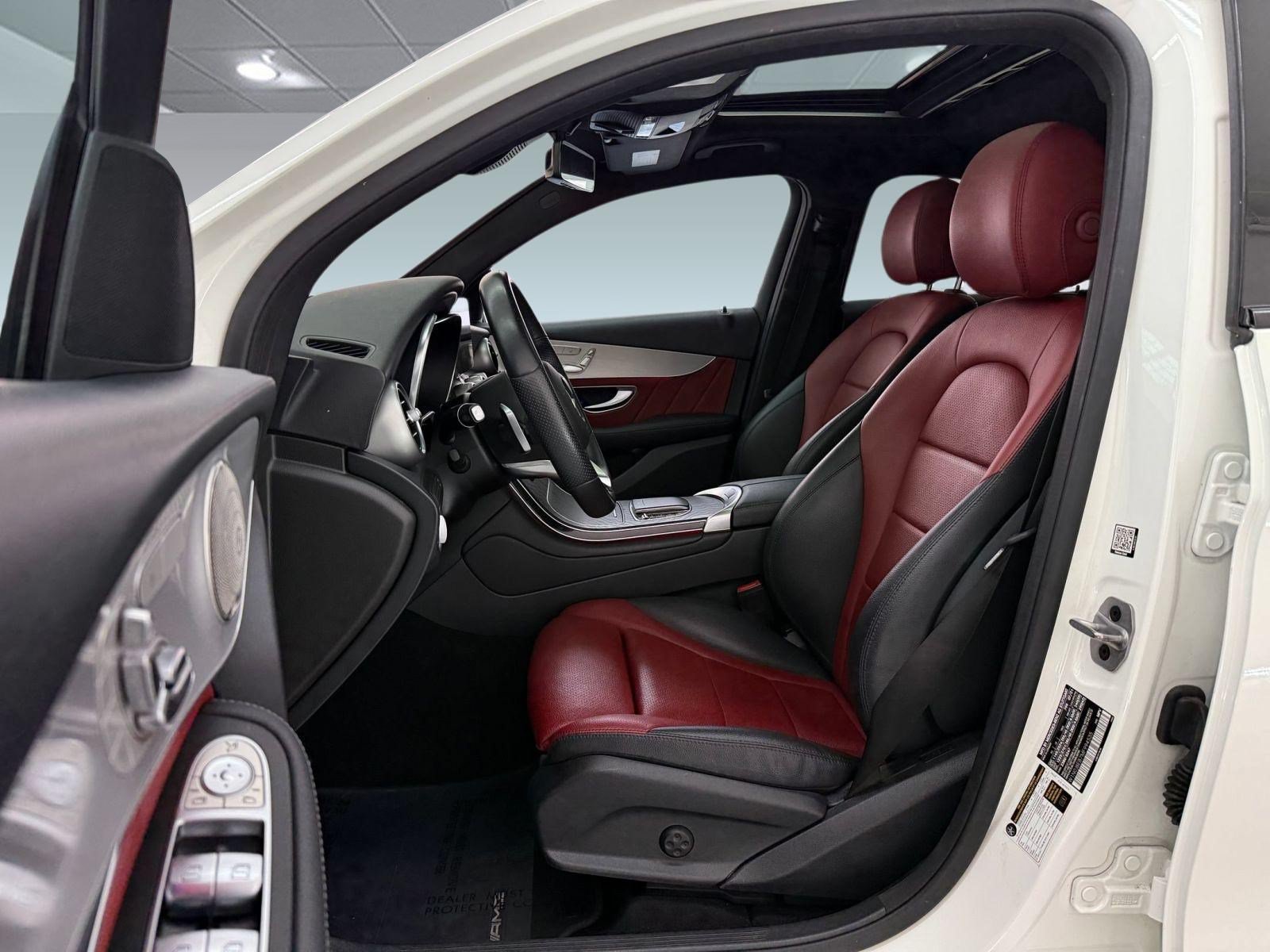 Used 2021 Mercedes-Benz GLC 300 4MATIC Coupe image 5