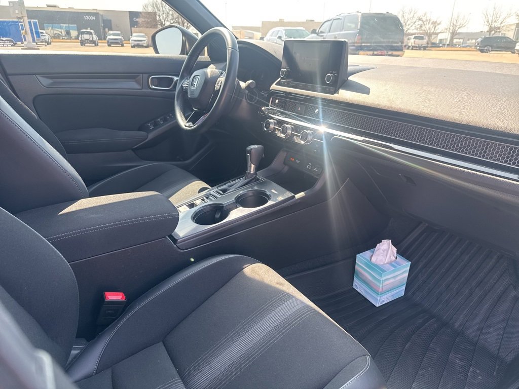 Used 2022 Honda Civic Sport image 10