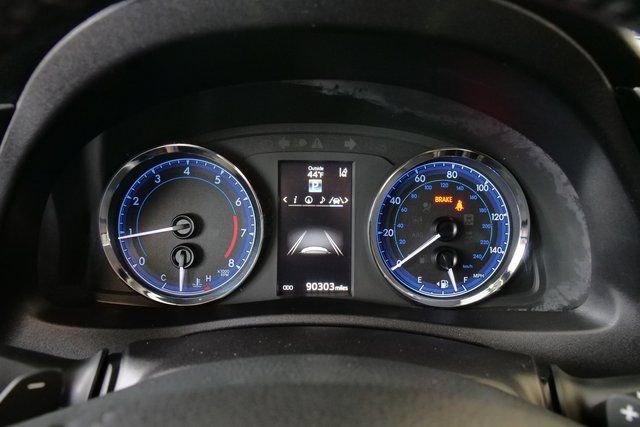 Used 2018 Toyota Corolla SE image 17