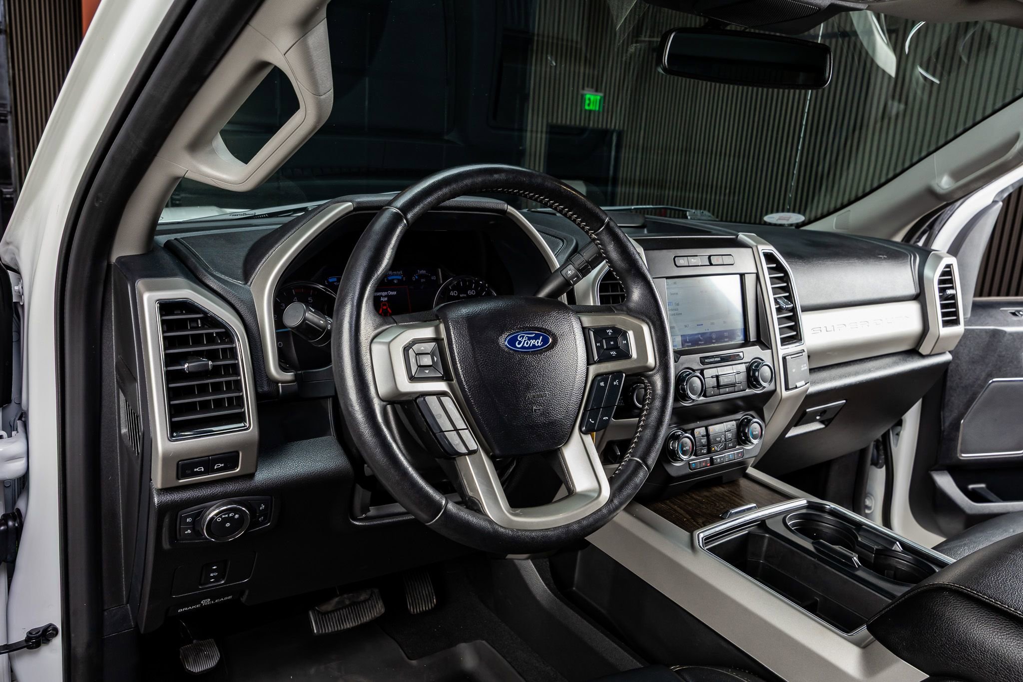 Used 2021 Ford F250 Lariat image 17