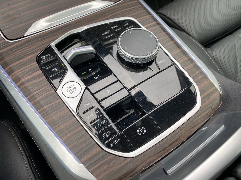 Certified 2024 BMW X5 xDrive40i w/ Premium Package image 7