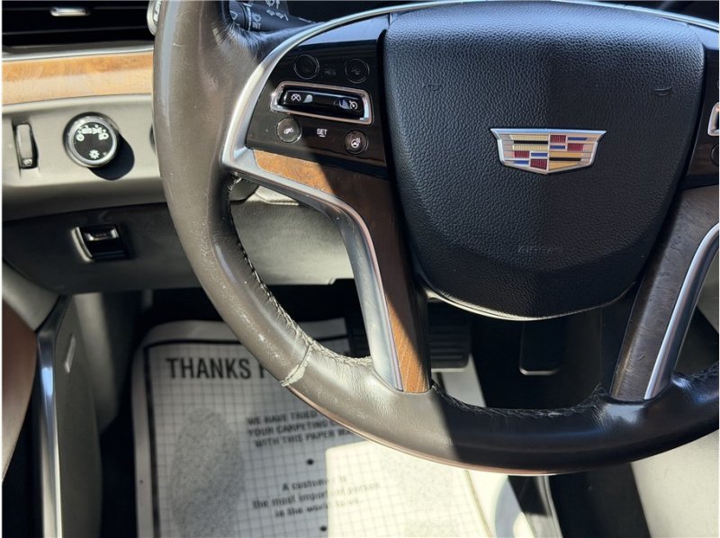 Used 2018 Cadillac Escalade Premium Luxury AWD/4WD image 41