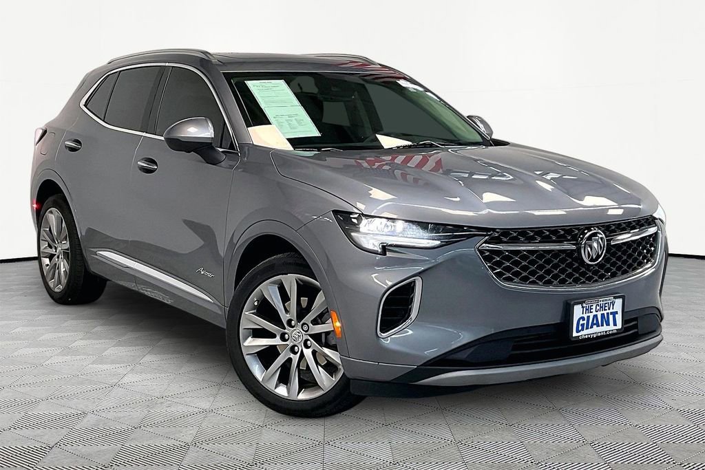 Used 2022 Buick Envision Avenir w/ Safety Package FWD image 3